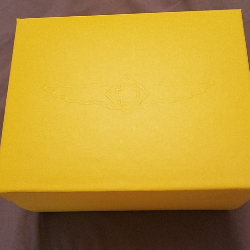 Invicta gold watch